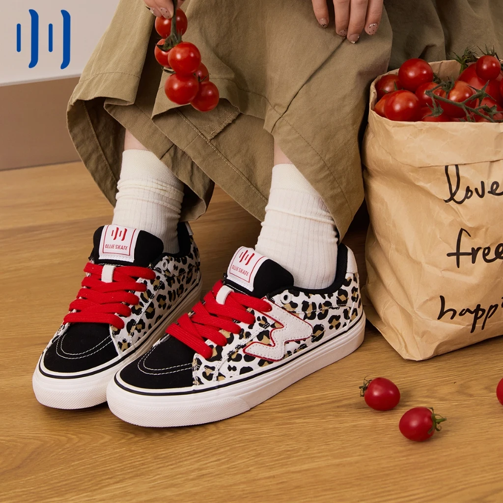 Ollieskate W Series Low Top Sneakers Leopard Print Trendy School Style Unisex Casual Streetwear Shoes for Men Women