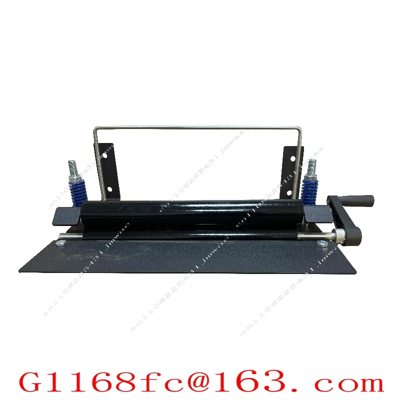 Car Wash and Beauty Shops Use Quick Drying Towel Squeezers That Can Be Installed on Walls To Squeeze Towels