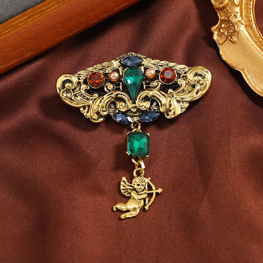 Classic Women Lady Palace Emerald Middle Crystal Butterflies Bee Pins Accessories Vintage Baroque Design Pendant Corsage Brooch