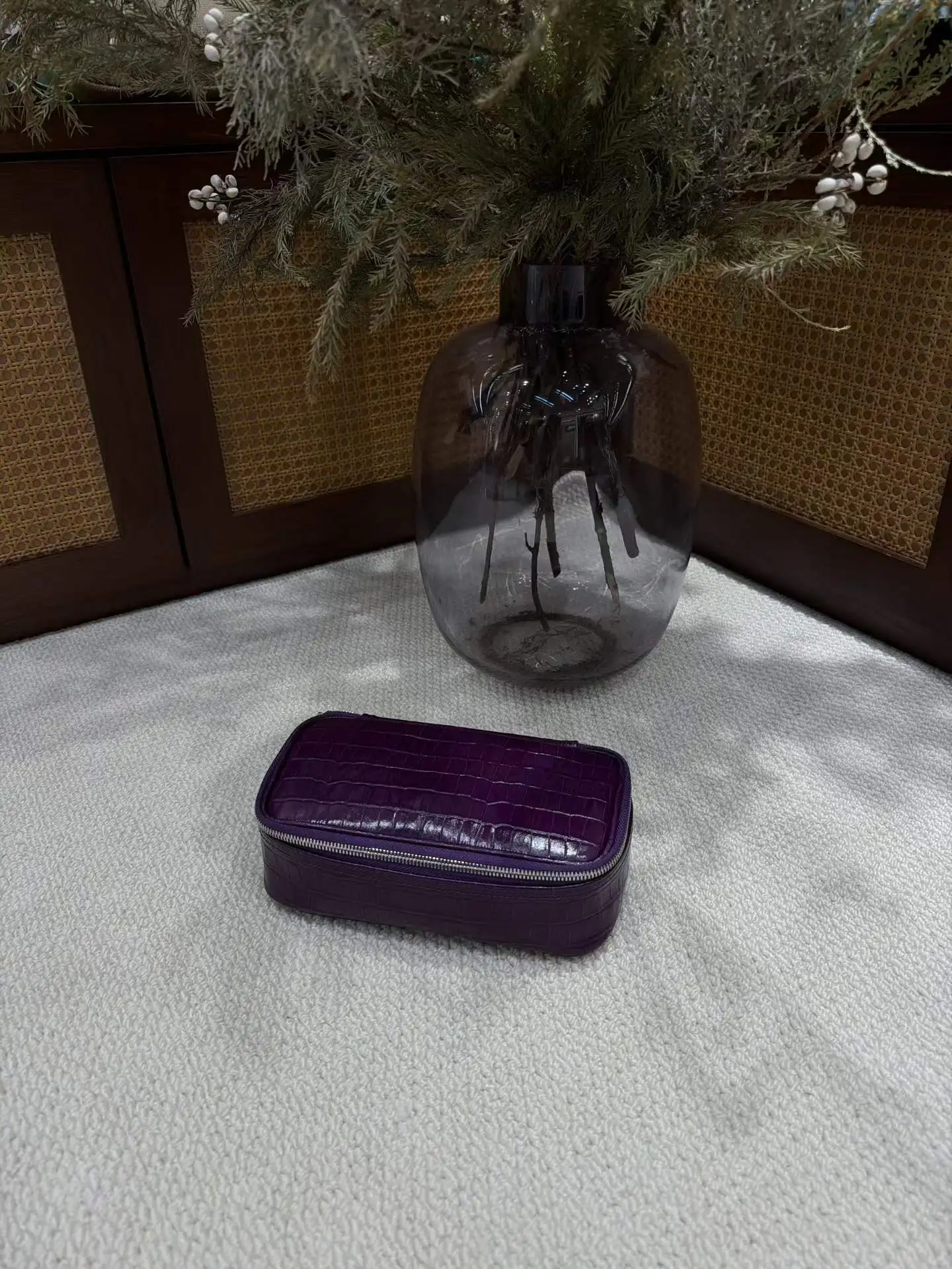Krokodil-Geprägte Leder Mini-Kosmetiktasche Toilettenartikel-Organizer Tragbare Kosmetiktasche in Verschiedenen Farben und Größen Erhältlich – Detail 13