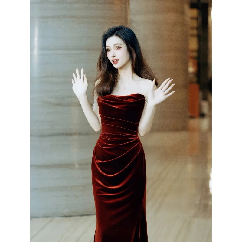 TOAST Odzież Nowa suknia ślubna w kolorze czerwonego wina wysokiej jakości aksamitna lekka luksusowa mniejszość zaręczynowa ślubna suknia wieczorowa z rybim ogonem