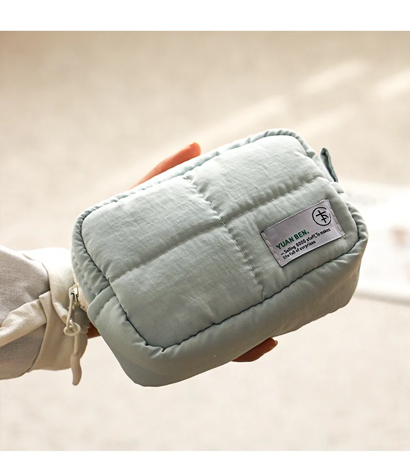 Unverzichtbare wasserdichte Kosmetiktasche aus Nylon für Reisen, eine Aufbewahrungstasche für verschiedene Gegenstände, eine Kulturtasche und eine Gepäckaufbewahrungstasche – Detail 13