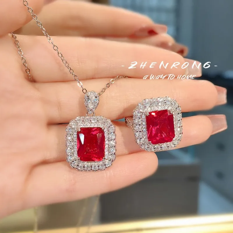 

High Carbon Diamond Blue Spinel Ring with Diamonds Pigeon Blood Red Corundum Pendant with Cotton Emerald Diamond Ring Set Female