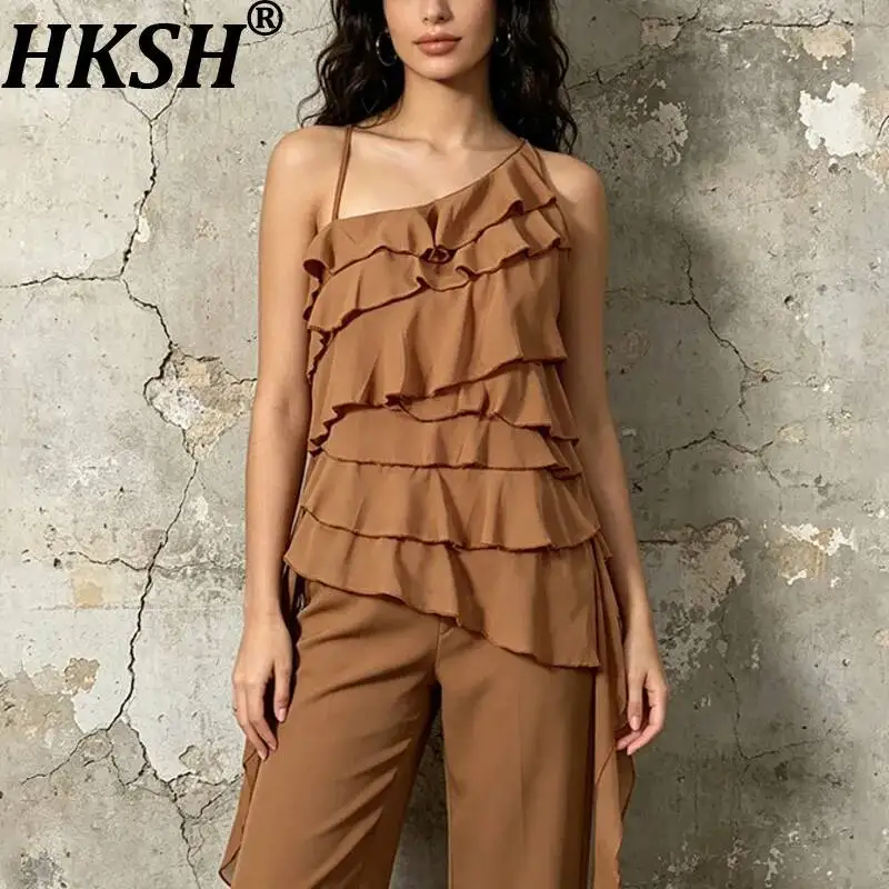

HKSH Women Sexy Vest Solid Color Asymmetric Multi-layered Ruffled Strap Off-shoulder Chic High-end Casual Ins Top Summer HK23007