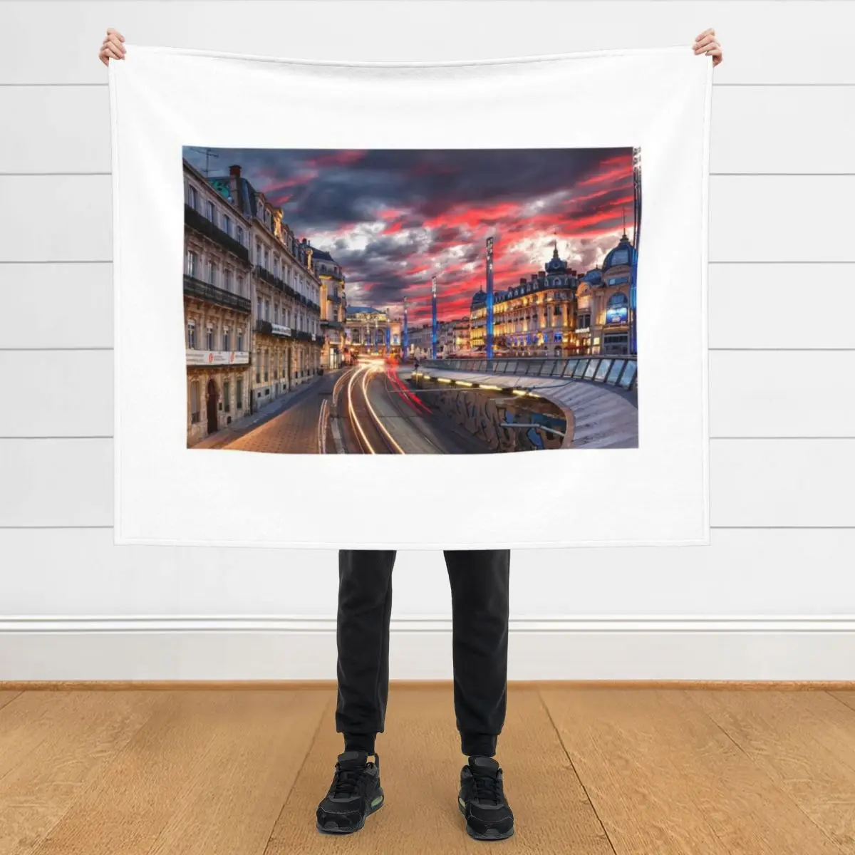 

Place de la Comédie Throw Blanket Plush Soft Plaid Decorative Sofas Flannel Blankets