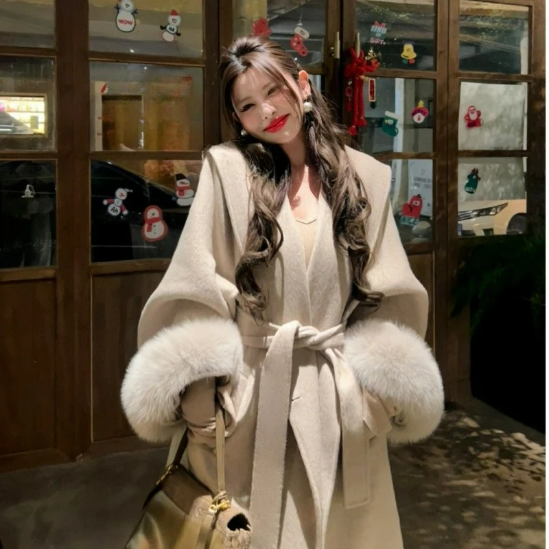 معطف صوفي جديد على الطراز الكوري لخريف/شتاء 2026 سترة صوفية طويلة عصرية بأكمام منفوشة للأشخاص القصيرين #2