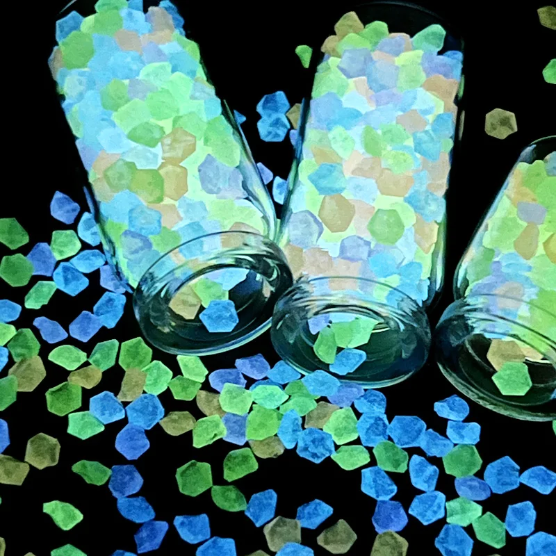 

1000Pcs Mini Luminous Stones For Garden Outdoor Decoration Glow In Dark Colorful Pebbles Rock For Home Fish Tank Decor DIY Craft