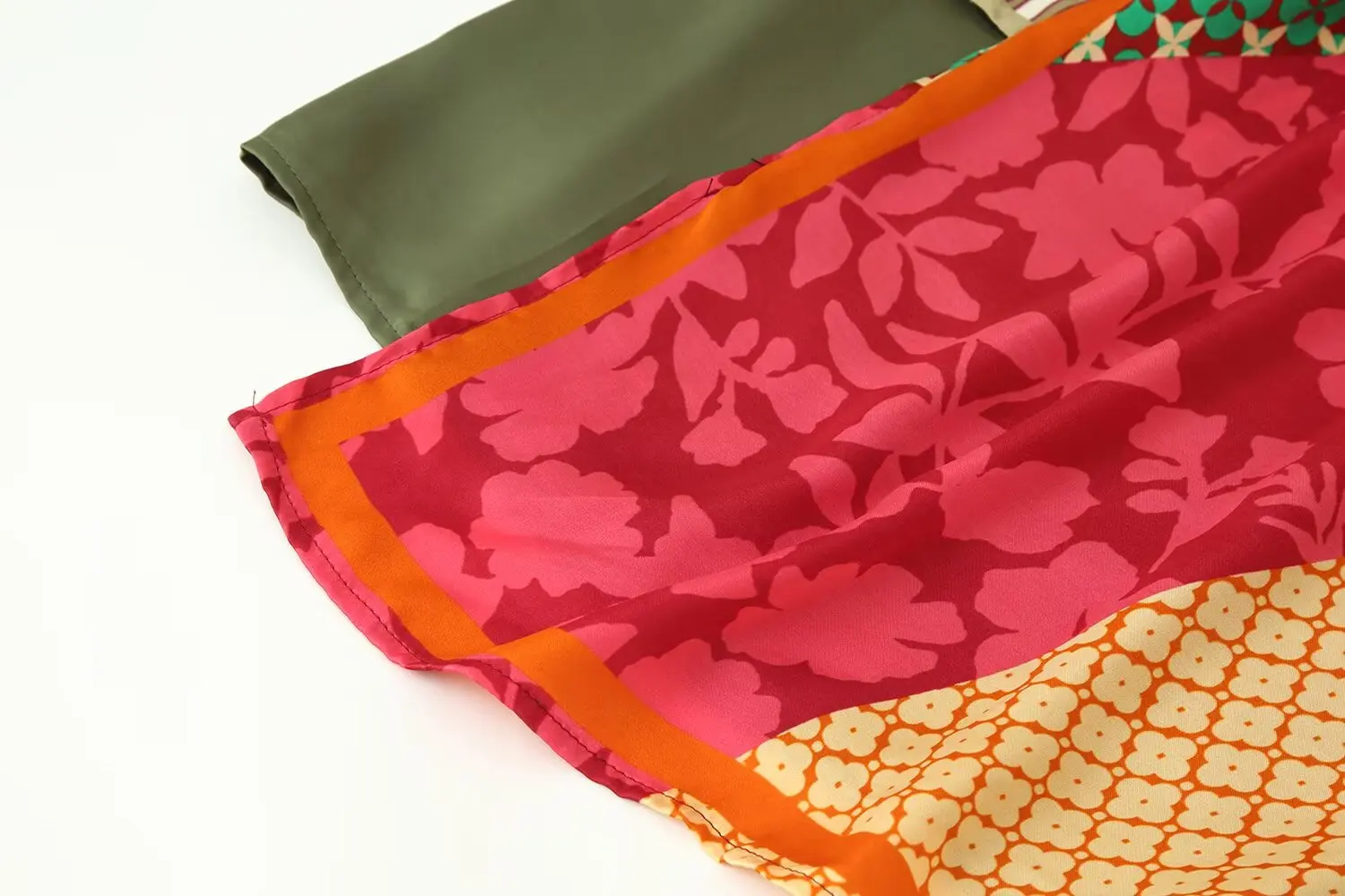 KONDALA Vintage Patchwork-Print Bohemian Damen-Maxirock – Modischer Sommer 2026 Schnürrock mit Streifen für Urlaub und Strand, Asymmetrischer Rock – Detail 8