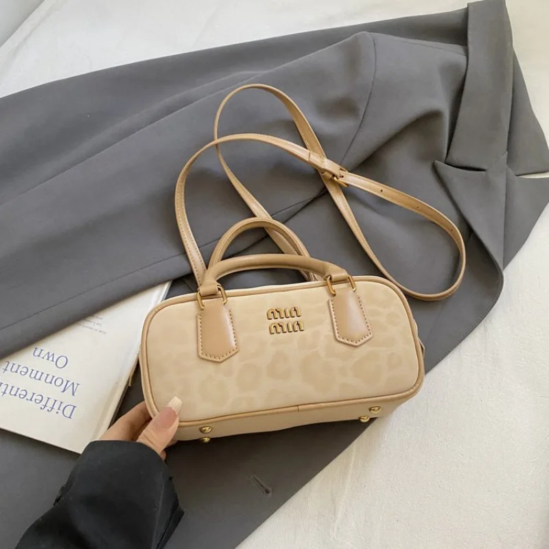 Tas Tote Kulit Wanita Mewah Kelas Atas Merk Terkenal Desainer Paris Gaya Kasual Simpel 2025 ​