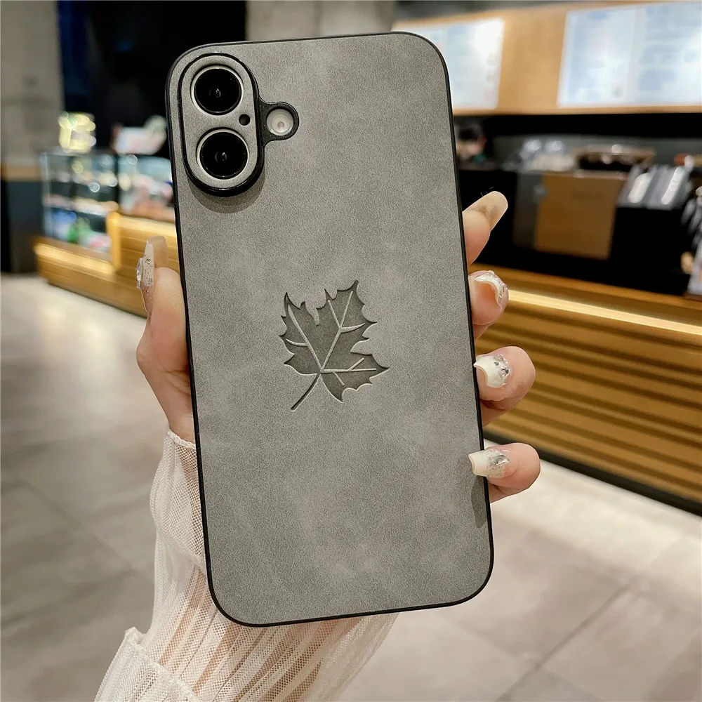 حافظة جلدية ريترو أوراق القيقب لهاتف آيفون 16 15 14 13 12 11 Pro Max Plus 16E X XS Max XR غطاء حماية كامل مريح