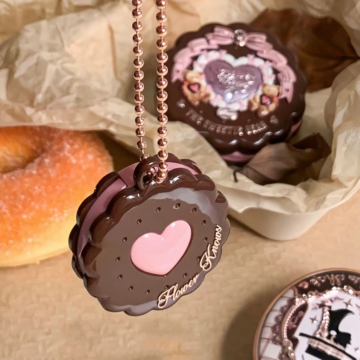 Flor sabe a querida urso mini monocromático fosco blush tricô urso glitter sombra de olho pingente blush chaveiro maquiagem