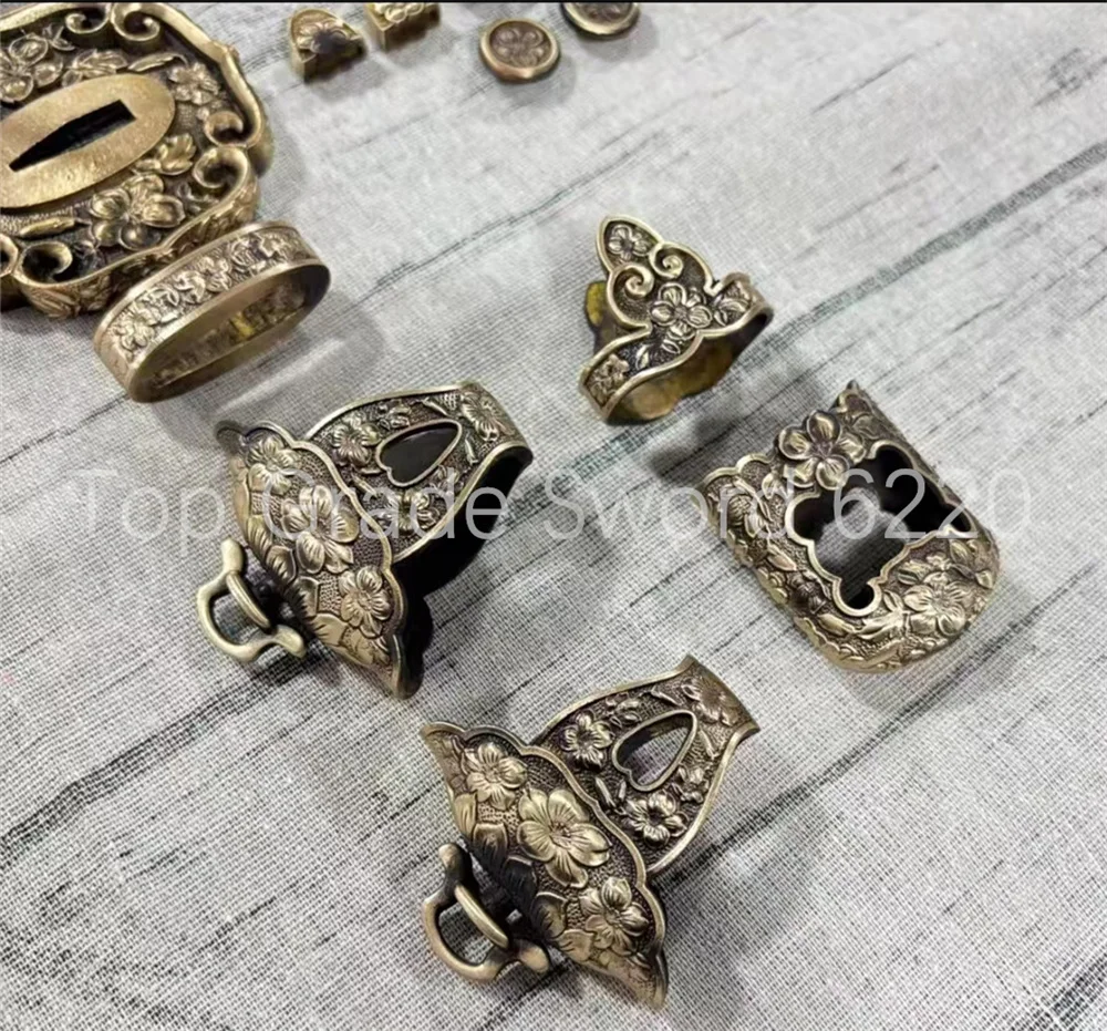 A Set Exquisite Copper Brass Tsuba Fuchi Kashira Menuki Habaki Kojiri Set Fittings For Japan Tachi Sword Samurai Katana Parts - view 4