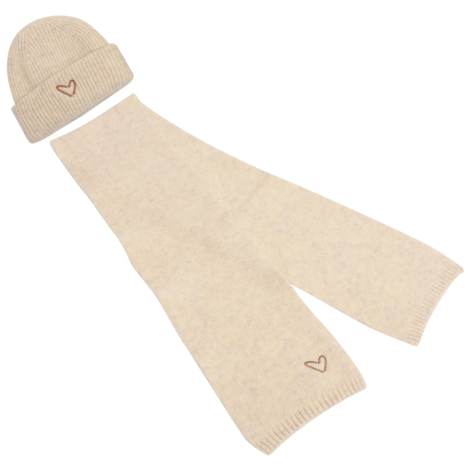 مجموعة واحدة من قبعة الشتاء الدافئة ووشاح مجموعة ديكور قلب مطرز رقيق مثالي للأيام الباردة قبعة دافئة