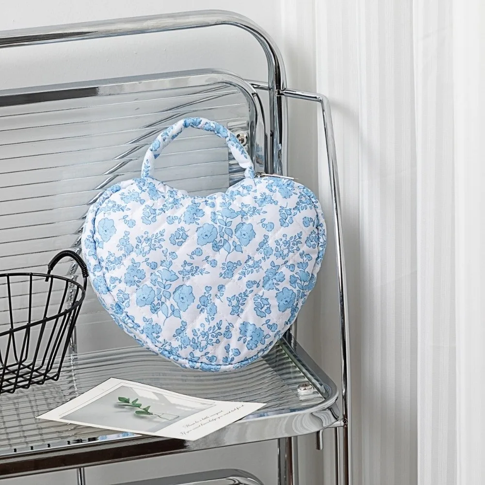 Portable Large Capacity Makeup Bag Quilted Cotton with Handles Storage Handbag Washbag Organizer Outdoor