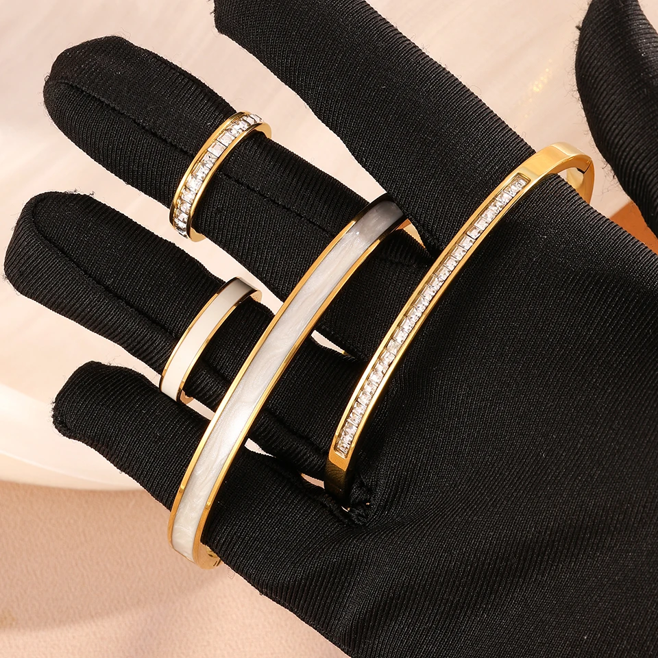 Yupsk 4-teiliges Set aus Edelstahl-Armband und Ring für Damen, quadratischer Armreif mit Zirkon-Einlage, modischer Schmuck zum Stapeln, Geschenk – Detail 7