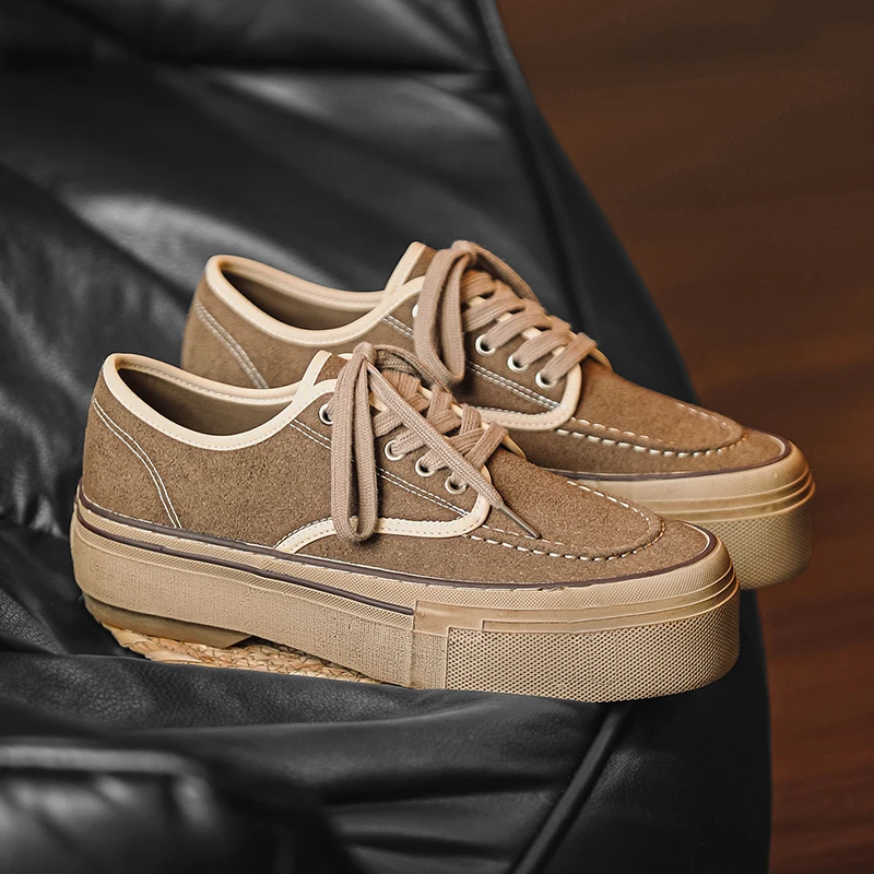 

Casual Board Shoes Men's New Anti-Slip Wear-Resistant Student Slip-On Sneakers Thick-Soled Sports Shoes Zapatillas De Deporte