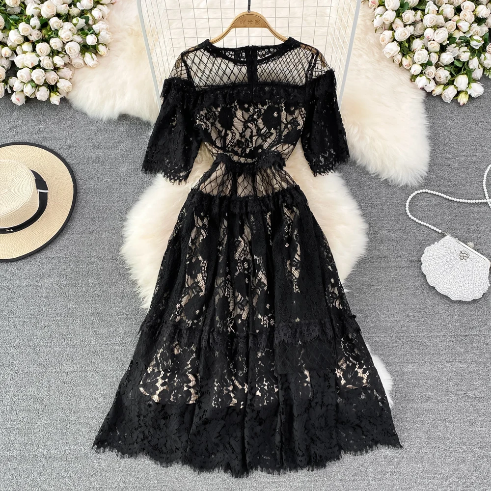 High Quality luxurious hollowed out hook flower Dress Waistband round neck A-line lace dress elegant large swing long Dress