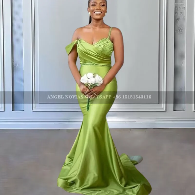 

Customized Long Green Mermaid Bridesmaid Dresses African Girls Plus Size Wedding Party Maid Of Honor Dress