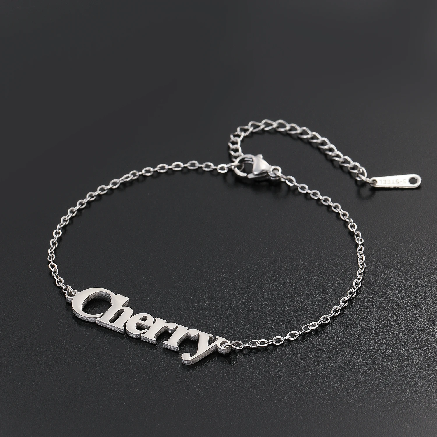 Customized Elegant Classic Personalized Name Bracelet Women Stainless Steel Adjustable Chain Ideal For Daily Wear