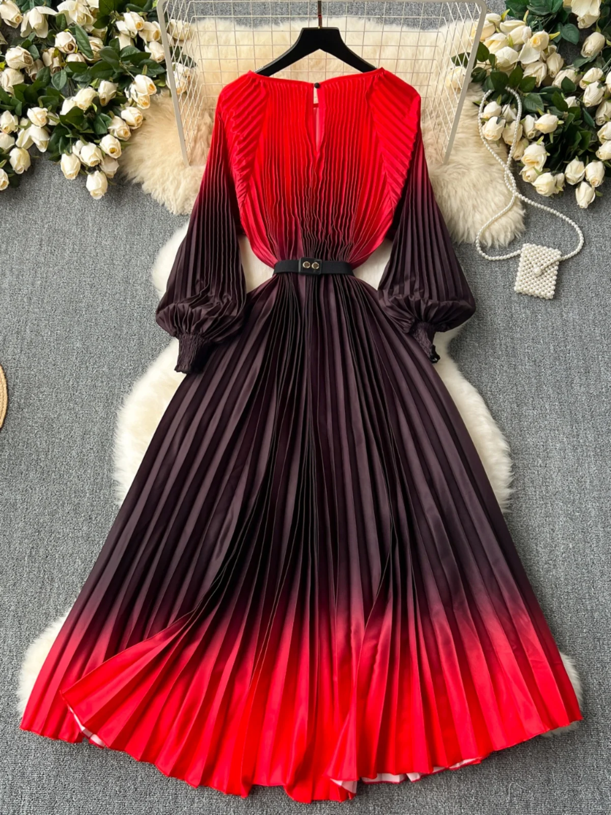 우아한 그라데이션 컬러 플리츠 롱 드레스 여성 하이웨이스트 디자인 센세이션 슬리밍 분위기 출퇴근 한국 스타일 A라인 스커트