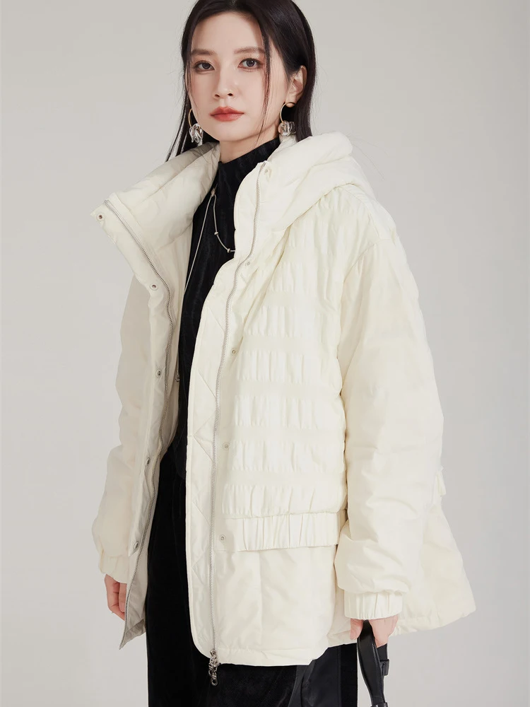 [EAM] Beige Big Size Pleated Keep Warm Down Jacket New Long Sleeve Warm Women Parkas Fashion Tide Autumn Winter 2024 1DH8128