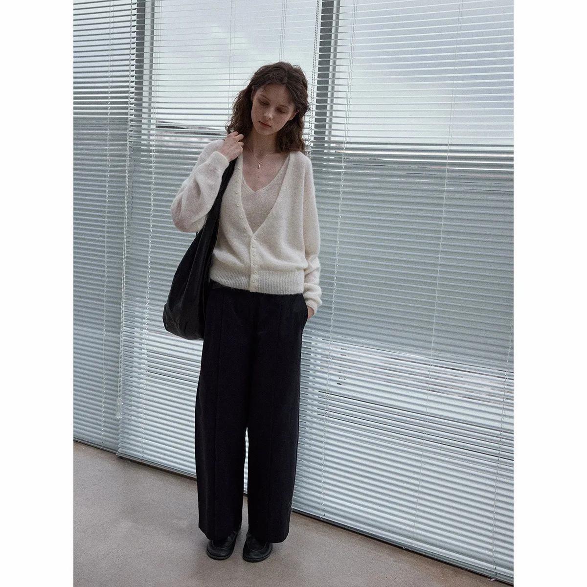 UMI MAO Tops Moli Alpaca Wool Camisole + Cardigan Series Simple Commuting Casual Knitted Top For Women Autumn