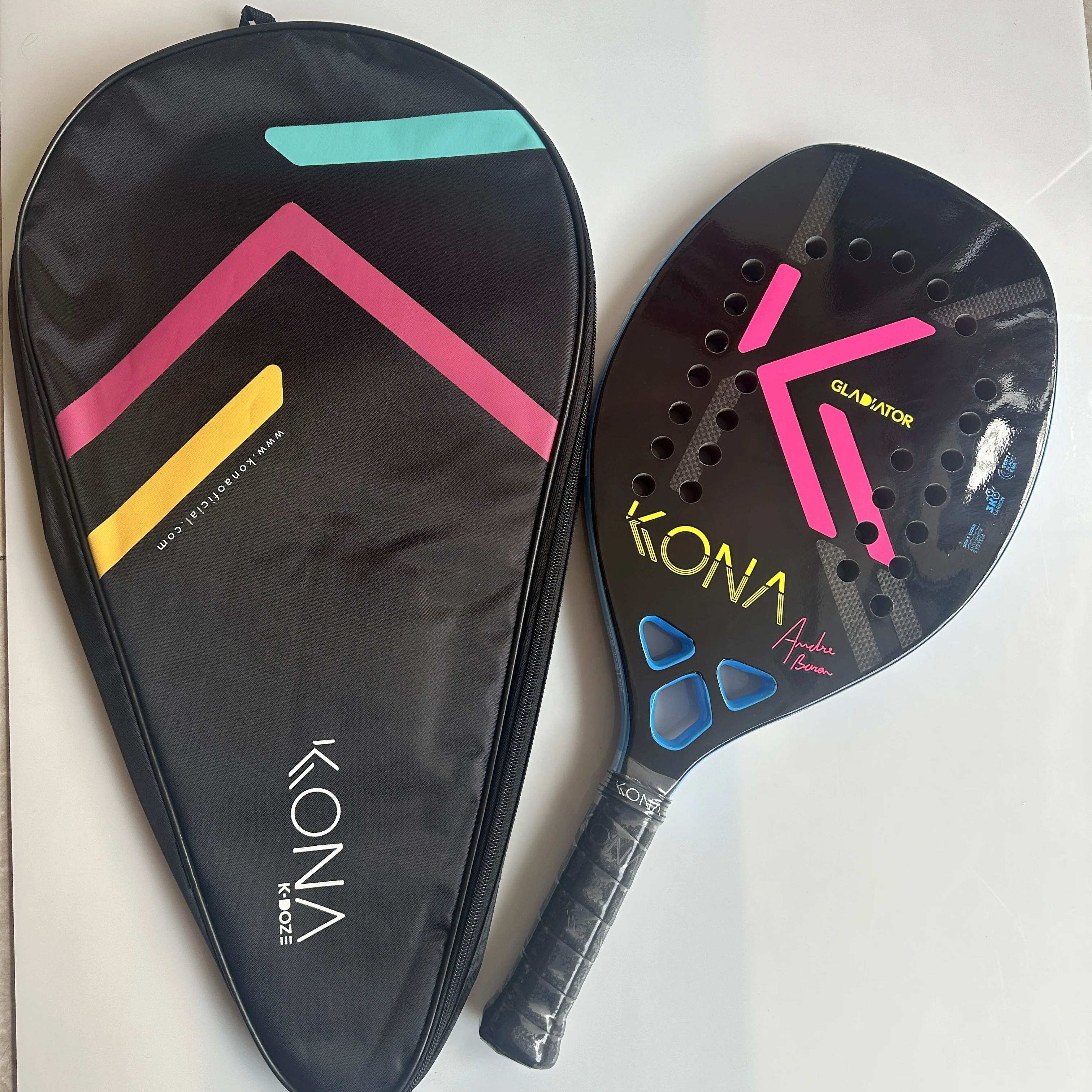 Beach Tennis Racket Kona Full Carbon Fiber Rough Surface Interlayer EVA Foam Opening or Hole in A Utensil Outdoor Sports Racquet