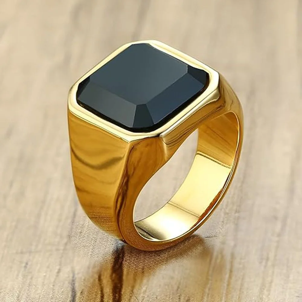Schwarzer, facettierter Siegelring für Herren, quadratischer Modeschmuckring, goldfarben, silberfarben, schwarz, poliert, geometrischer Stil. – Detail 1