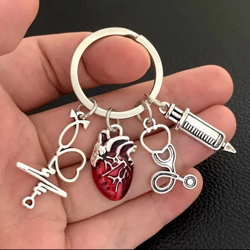 

Oil Drip Heart-shaped Pendant Keychain Medical Anatomy Keychain Heart-shaped Keychain Doctor and Nurse Bag Chain Jewelry Gift