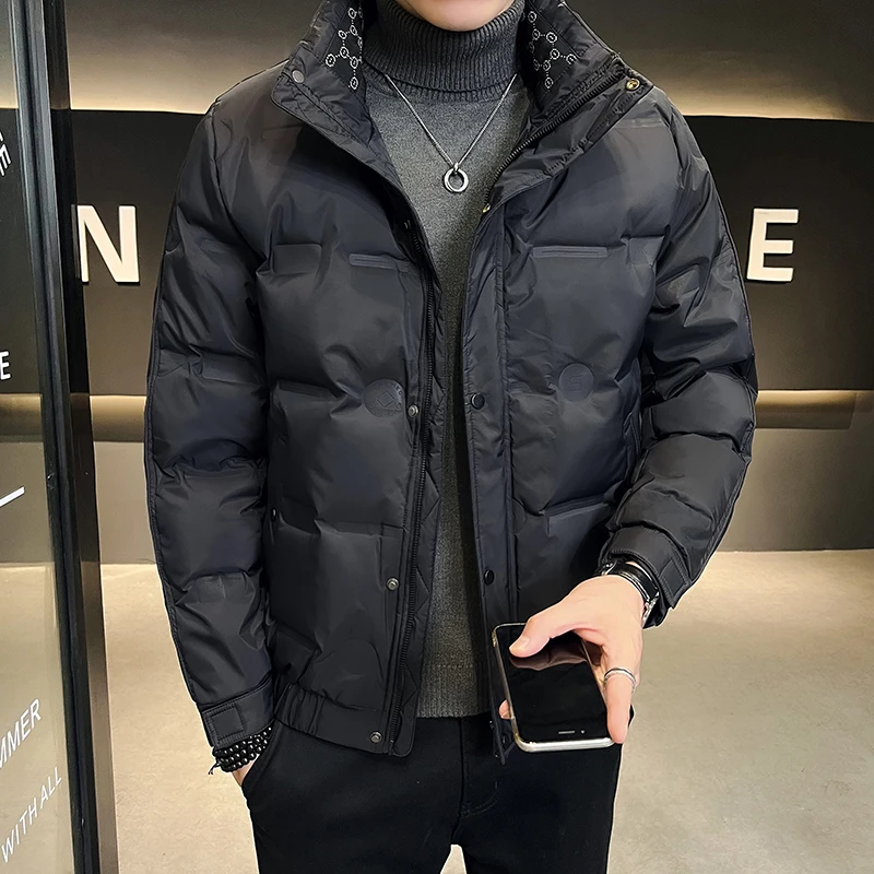 

Мужская зимняя утепленная короткая куртка с воротником-стойкой, легкая молодежная верхняя одежда, однотонная, с наполнителем из белого утиного пуха