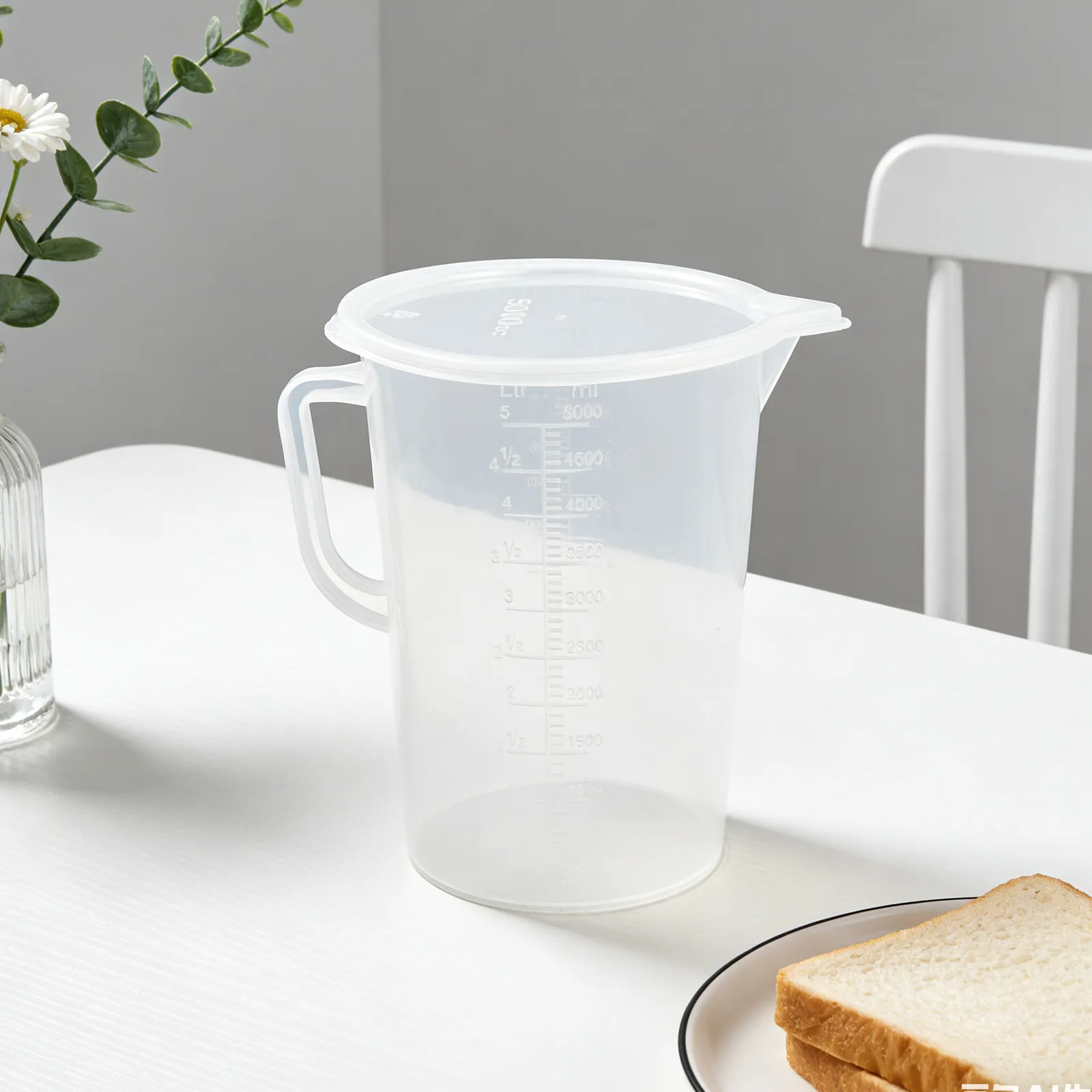 5000Ml Measuring Cup Transparent Plastic Graduated Liquid Measuring Jug with Handle Lid Pour Spout for Home Kitchen Cafe Tea