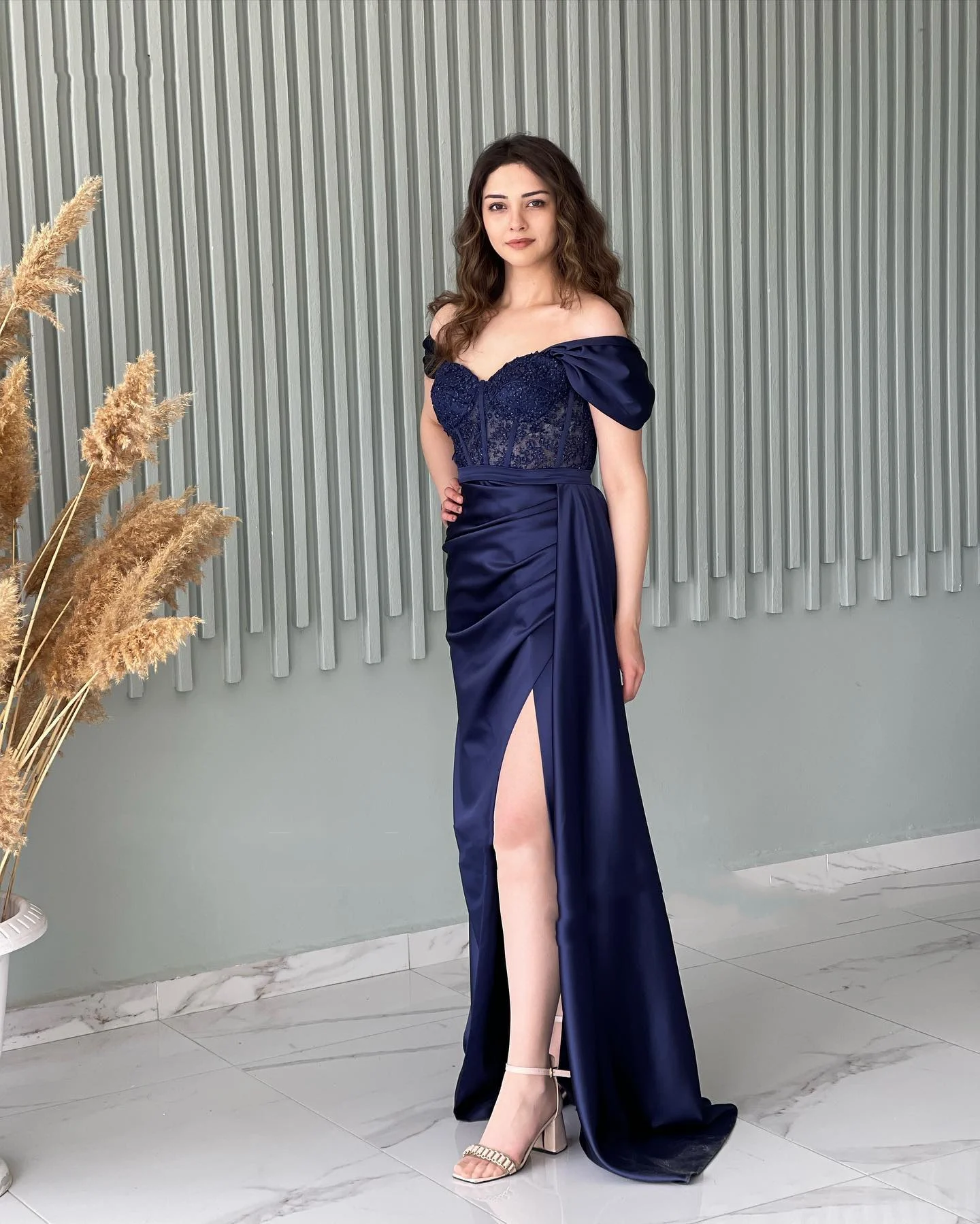 

Vinca Sunny Customized Navy Blue Lace Mermaid Evening Dresses Pleat Arabia Prom Gowns Side Slit Appliques Bodycon Party Dress