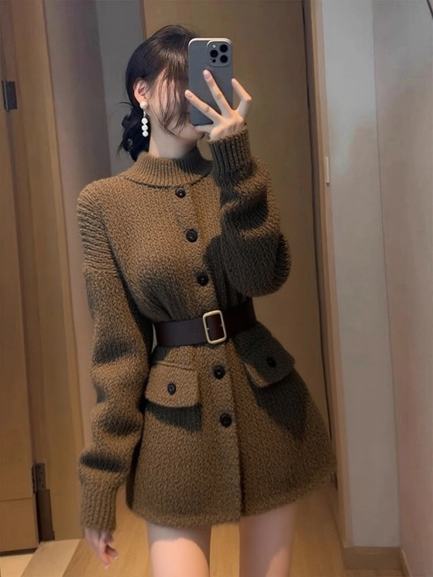 2025 Inverno Nova camada base de cor de café Dr de malha Faionable para Ocns importantes de alta qualidade Ci Femininos Commuting D...