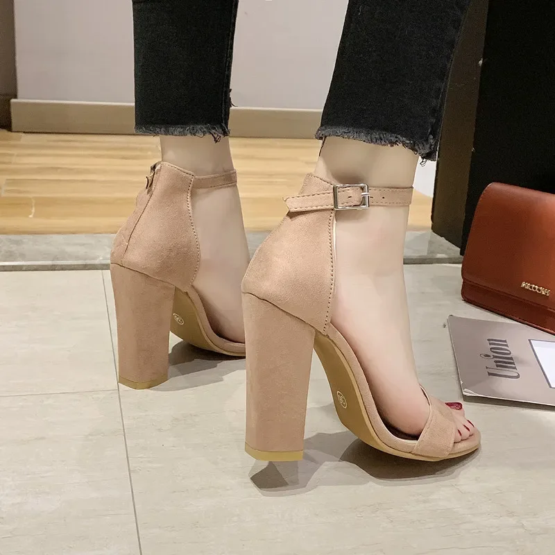 2023 New 43 Yards A Word Open Toe Sandals Women Europe and The United States Buckle Thick Heels High Heel Fish Mouth Sandals