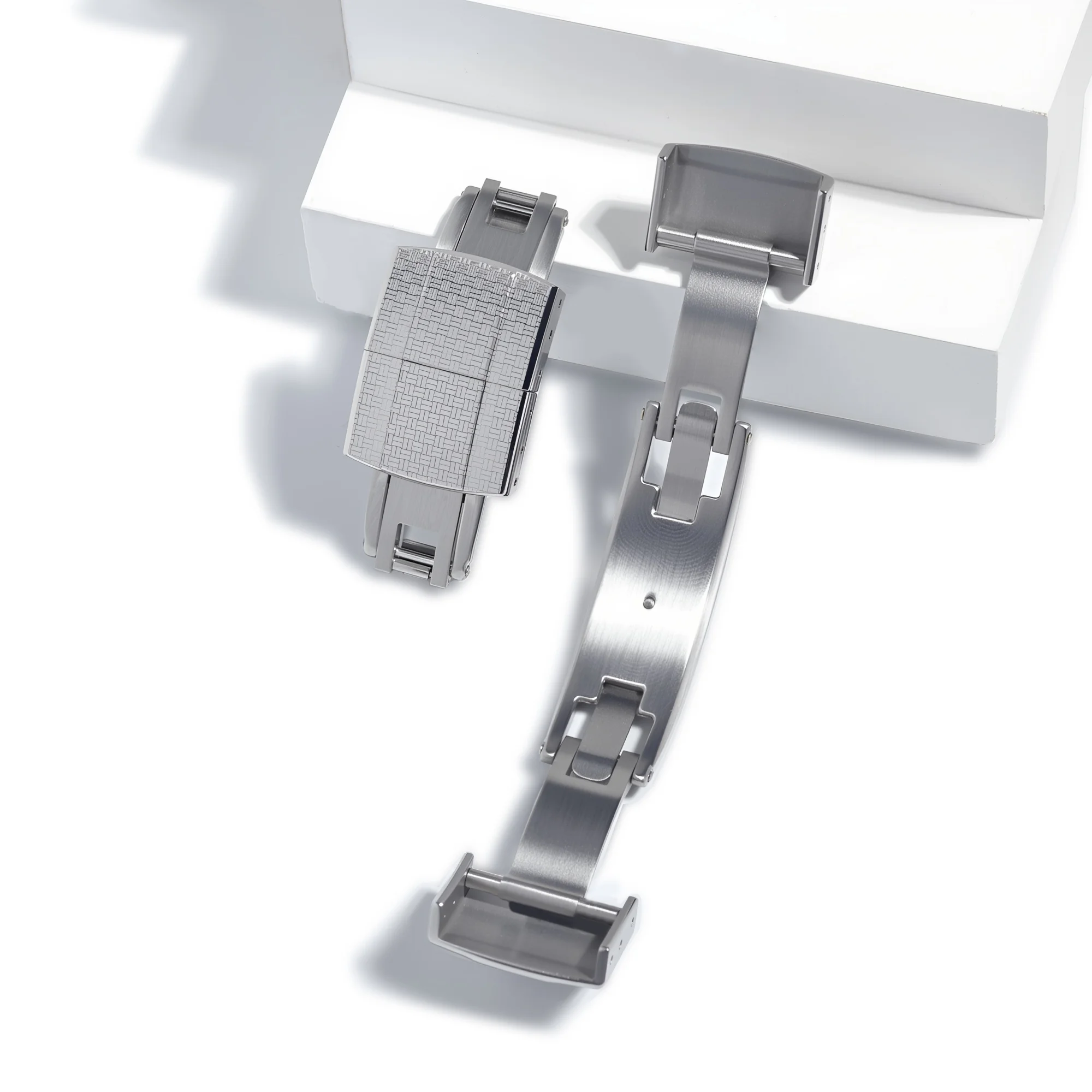 16mm Sailcloth Pattern Spring Deployant Clasp Perfect Fit for Rolex Cartier Omega Watch Original Repalcement Watch Band Clasp