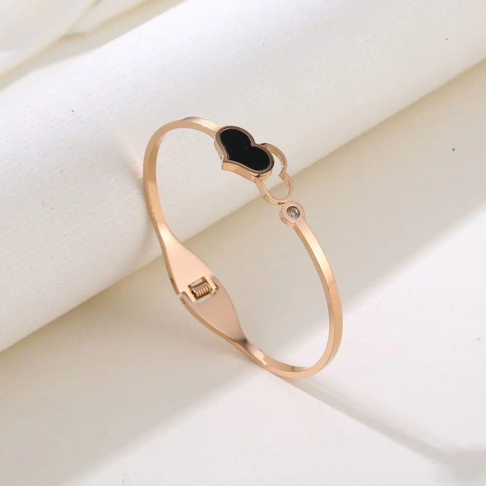 Heart Bracelet For Women 316L Stainless Steel Fashion Jewelry Accessory Cuffs Bracelets Lovers