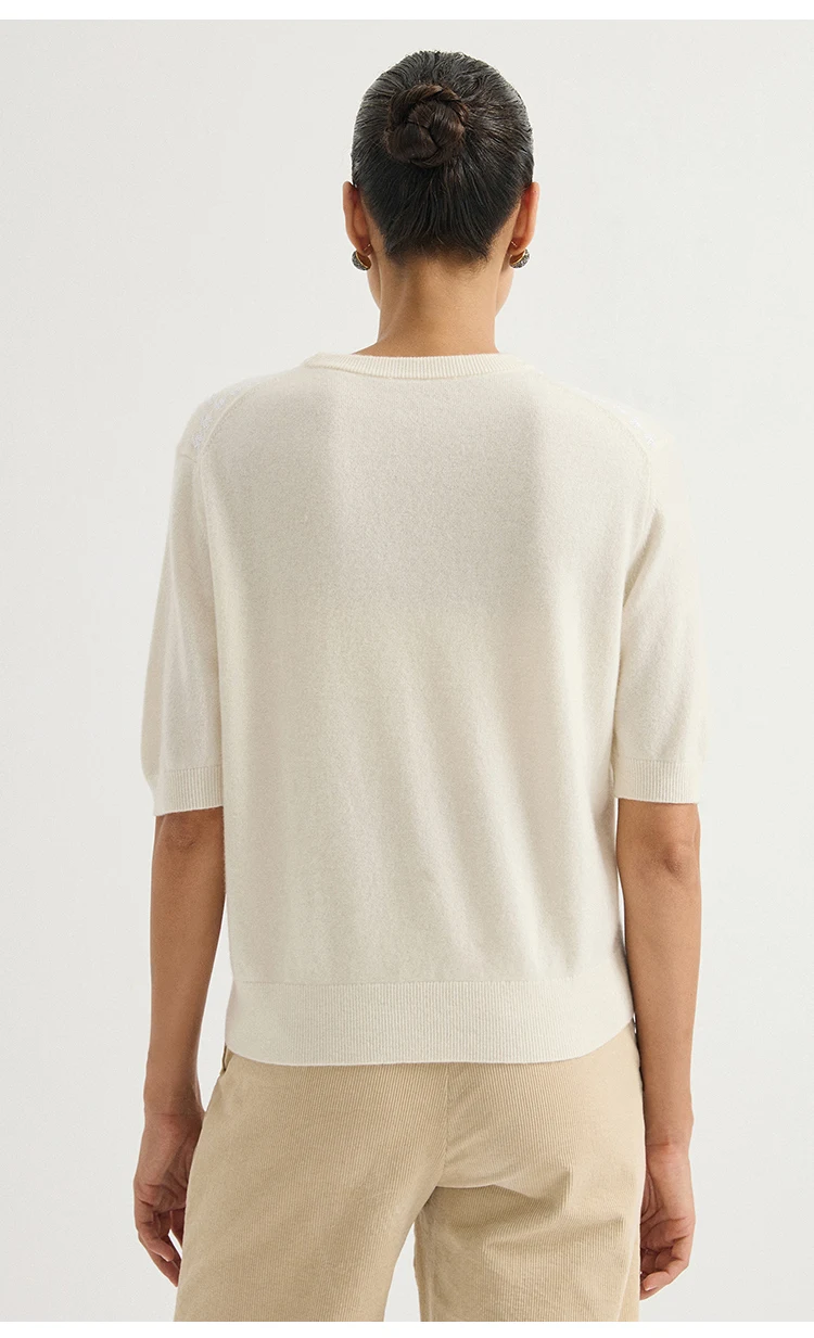 BD4621791 Damen Pullover aus 100% Kaschmir mit kurzen Ärmeln, Rundhalsausschnitt, durchgehend mit Pailletten, durchbrochener Schulterbereich, Bürokleidung für den frühen Herbst. – Detail 7