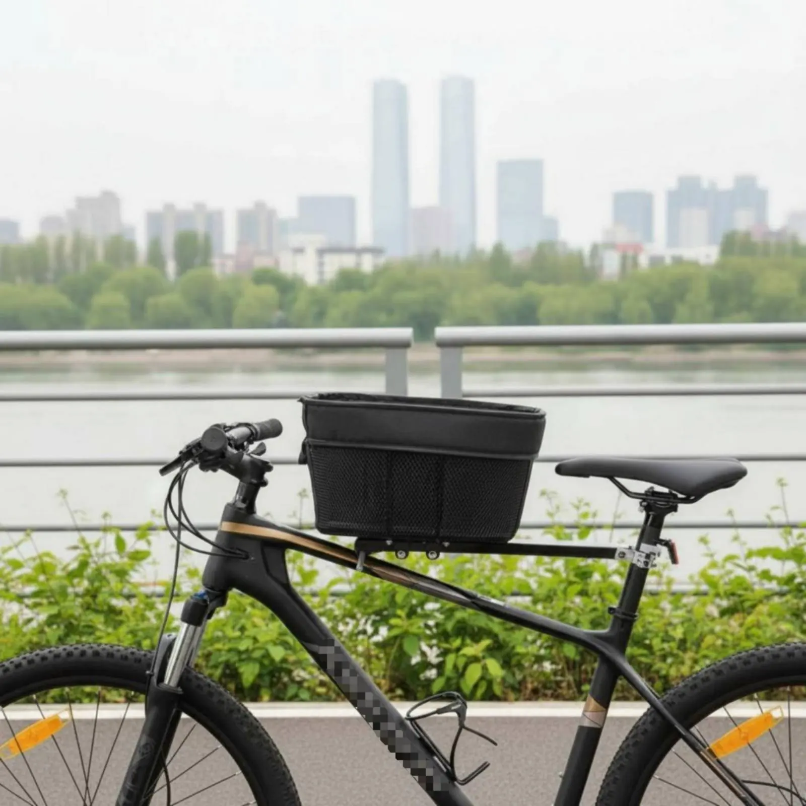 Foldable Dog Bike Basket Easy to Fold Dog Bike Basket Removable Large Space for Biking view 2