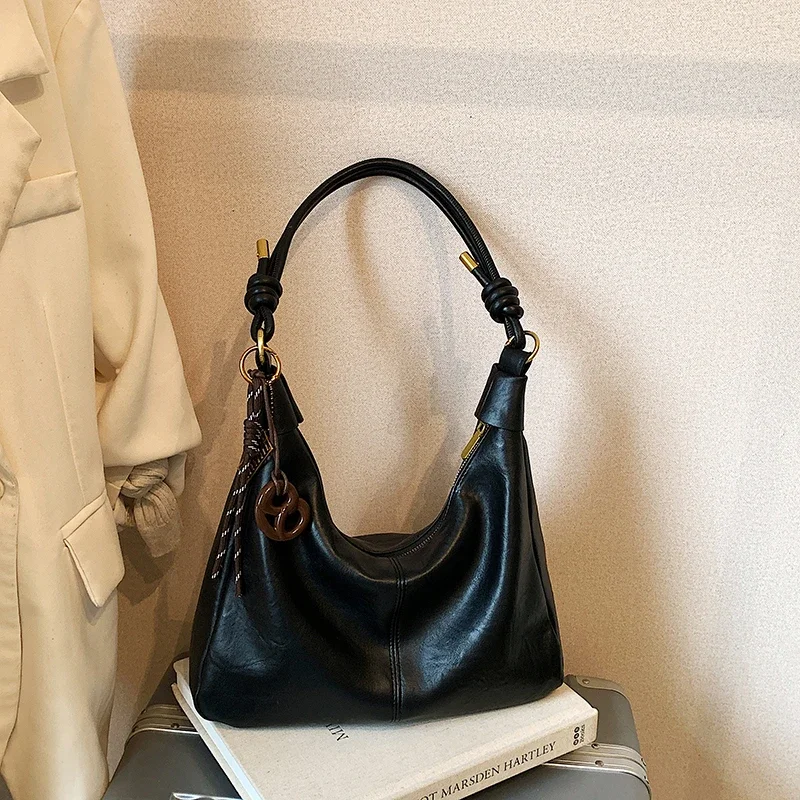 

Temperament Versatile 2025 Hot Sale Women's Bags Commuting Fashion Versatile Crossbody Bags PU Large Capacity Shoulder Bags