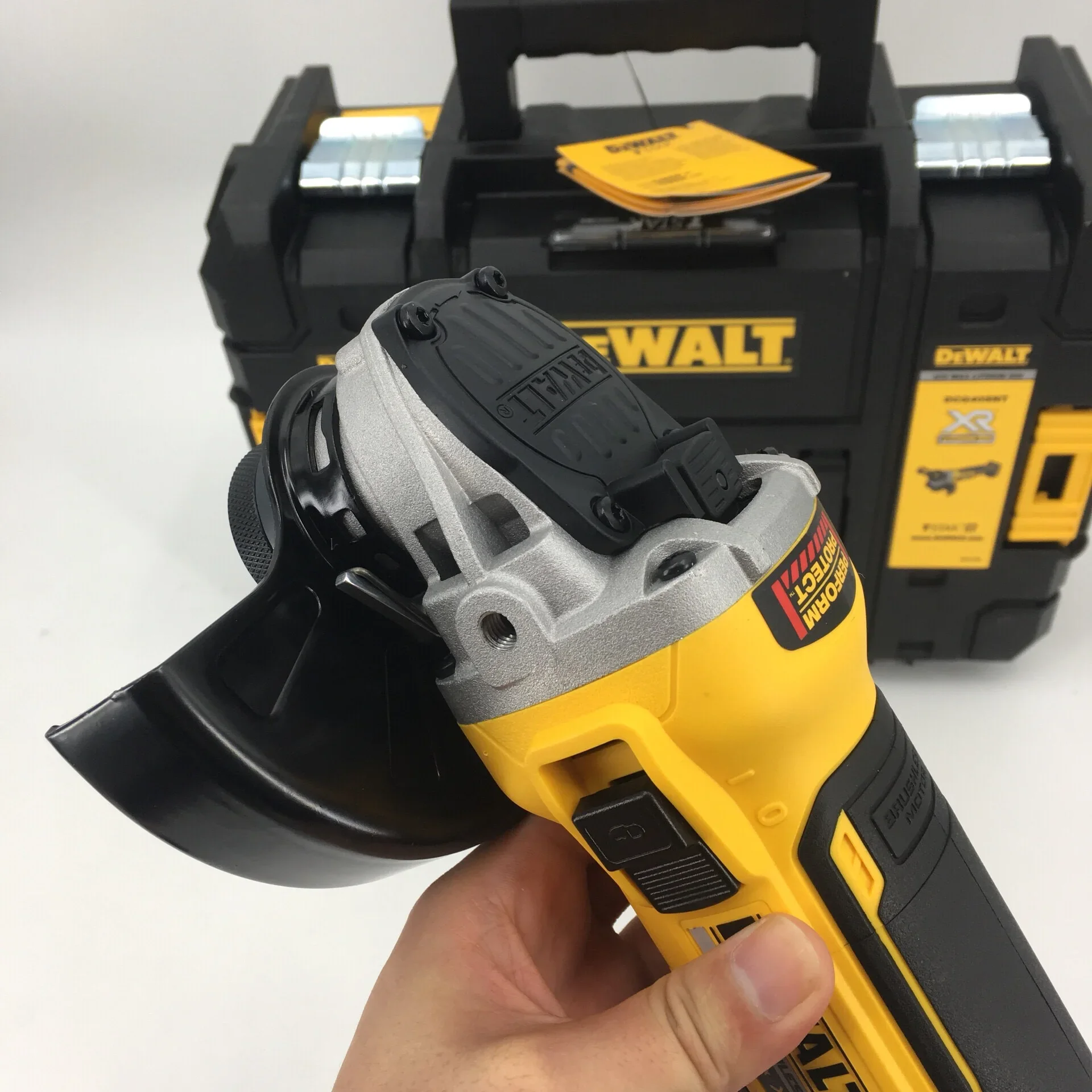 DEWALT DCG405 125MM(4.5in) Brushless Cordless SLIDE SWITCH SMALL ANGLE GRINDER WITH KICKBACK BRAKE 20V 9000RPM Bare Tool  Body O