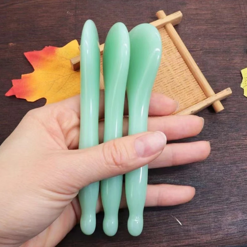 2026 الخريف الطبيعي اليشم عصا تدليك الوجه العين الوخز كشط أداة تصميم مريح للبالغين صالون تجميل المنزل الأخضر