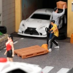 Kicarmod 1/64 Scale Model Figurine Pallet and plank Three-piece set in Scale Diecast Model Car Garage Scene