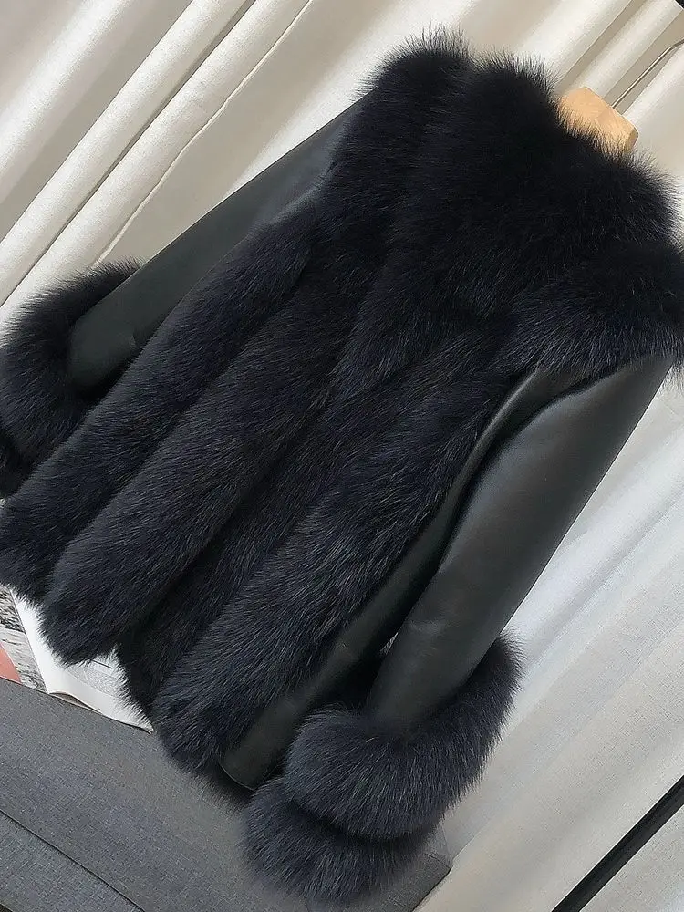 Whole Skin Fox Fur Grass Women's Mid length 2023 New Fur Integrated Sheep Skin White Duck Down Down Coat Winter