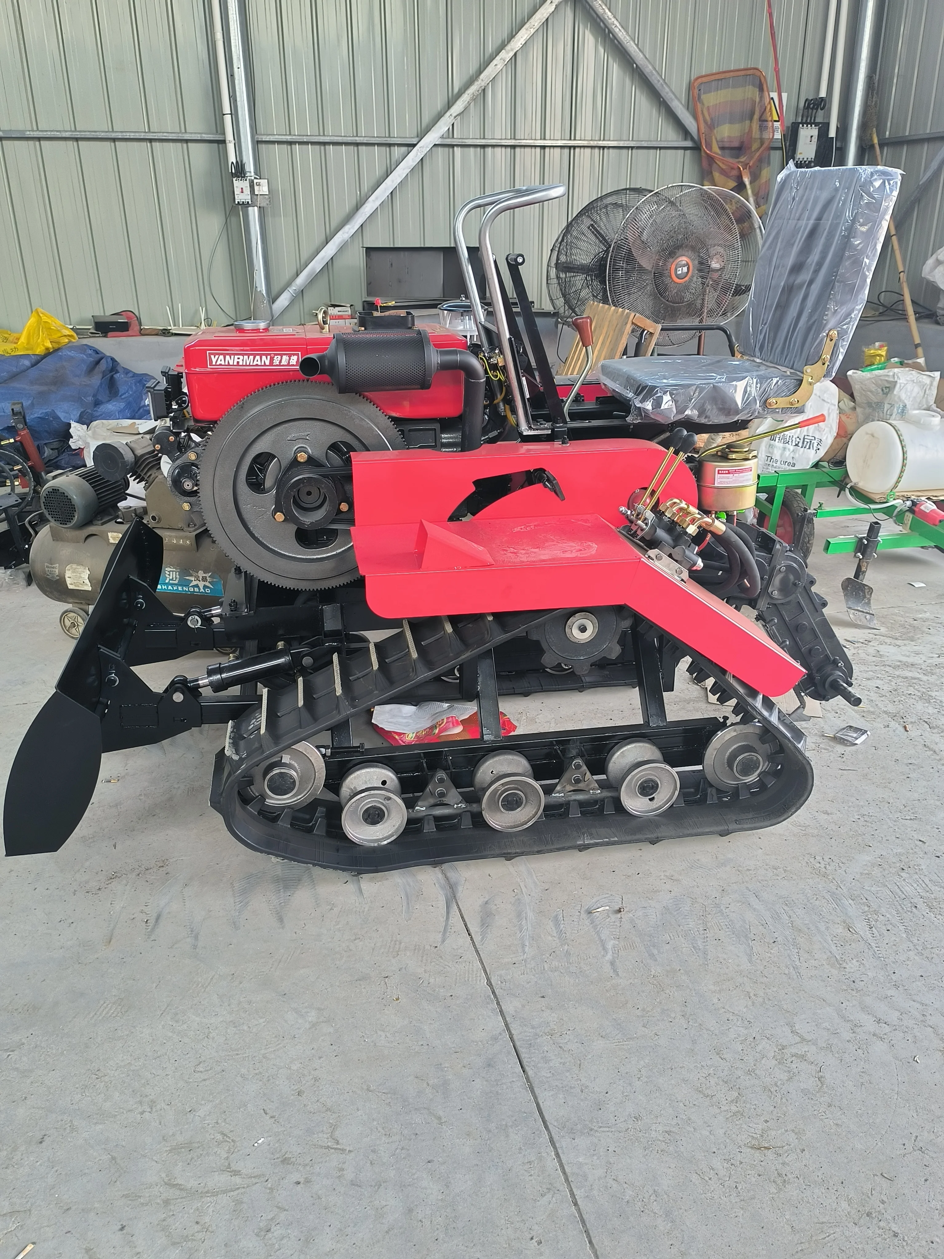 High-quality farming agricultural tractor with front-end loader cultivator agricultural garden cultivator