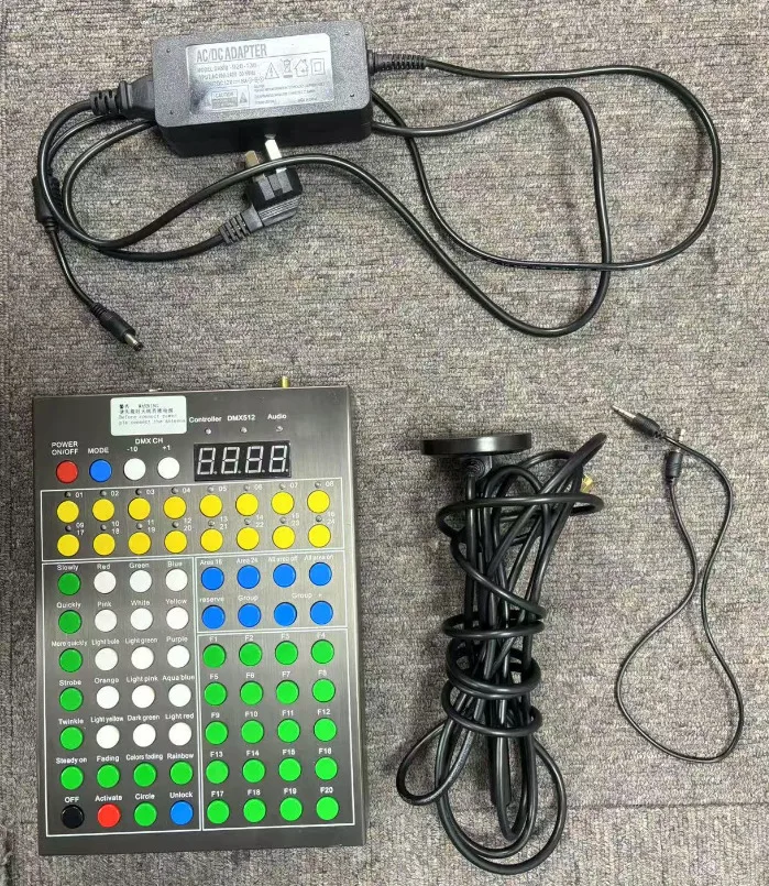 

76-клавишный пульт дистанционного управления с 15 цветами, 30 режимами освещения, преимущество безопасности для управления 16-24 зон, удаленный браслет, продукт