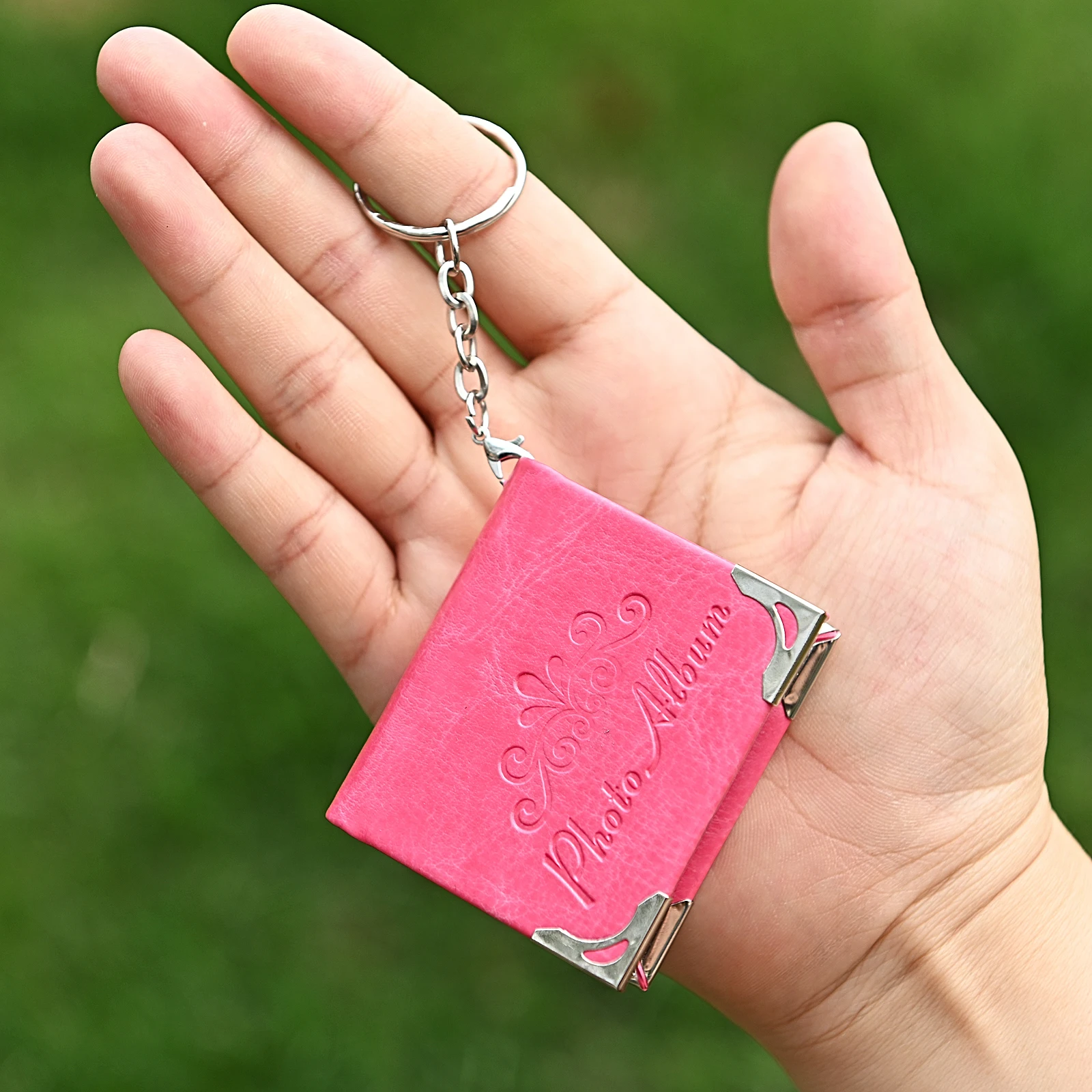 صور صغيرة ألبوم فارغ سلسلة المفاتيح الجلدية الأسرة زوجين هدية حلقة رئيسية ثلاثية الأبعاد محفظة مجوهرات قلادة الديكور #4