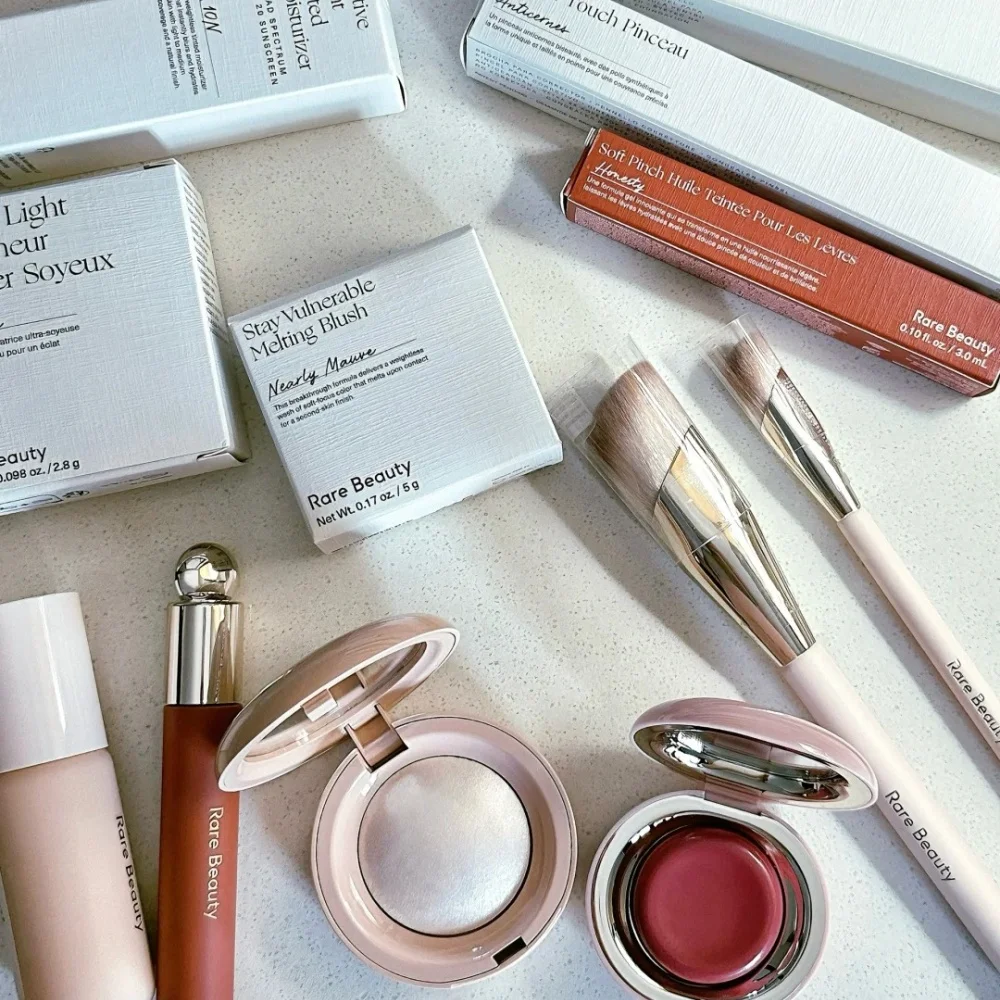 Rare Beauty New Smooth Liquid Lip Gloss Hydrating Moisturizing Lasting Natural Bright Lightweight Nutrient Repair Tinted Lip Oil