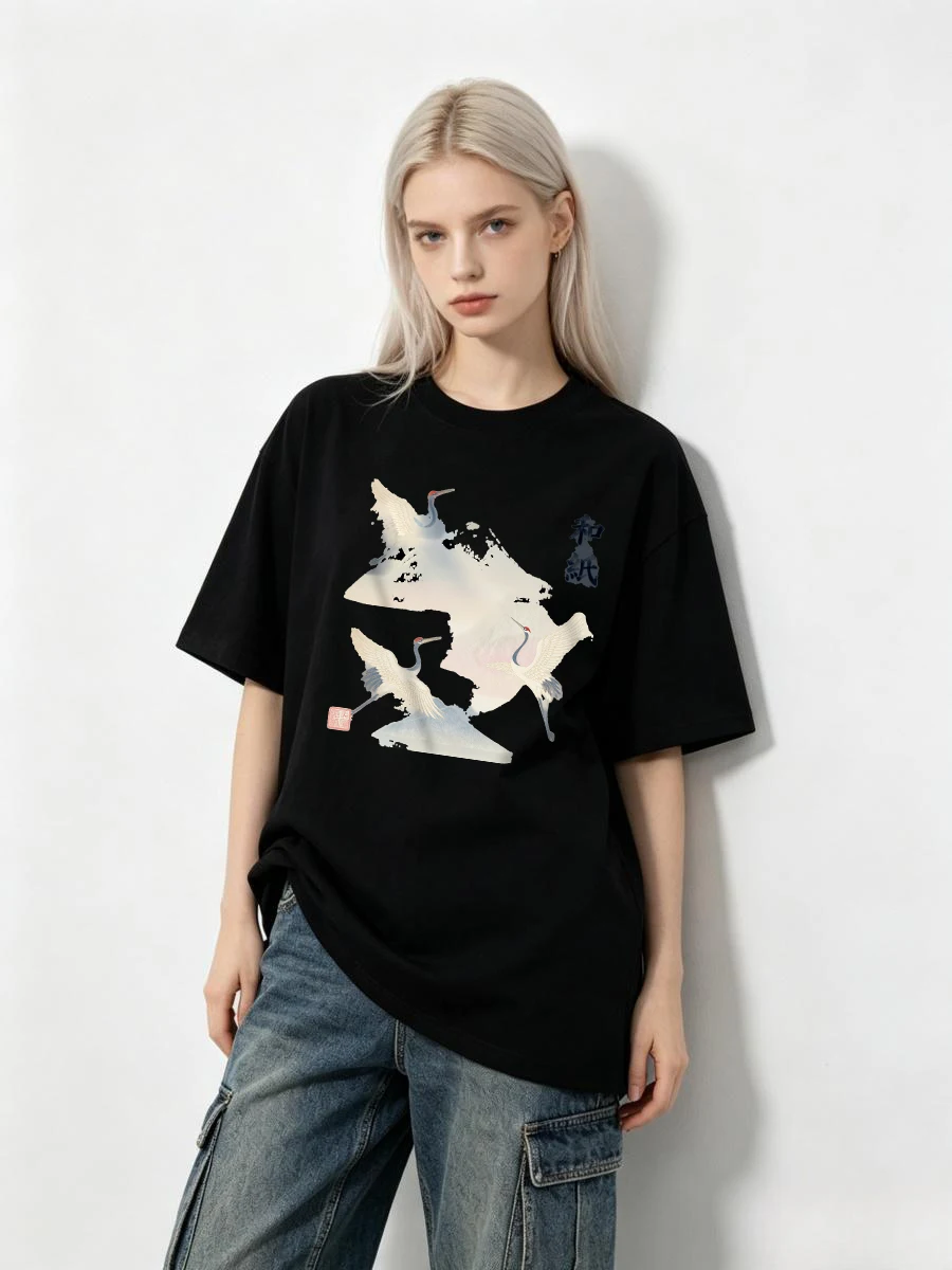 Camisetas de Cupro Modal con Diseño Drapeado, Corte Cuadrado, Prendas Femeninas Minimalistas Modernas, Ropa Deportiva Urbana Contemporánea, Elegante y Sofisticada