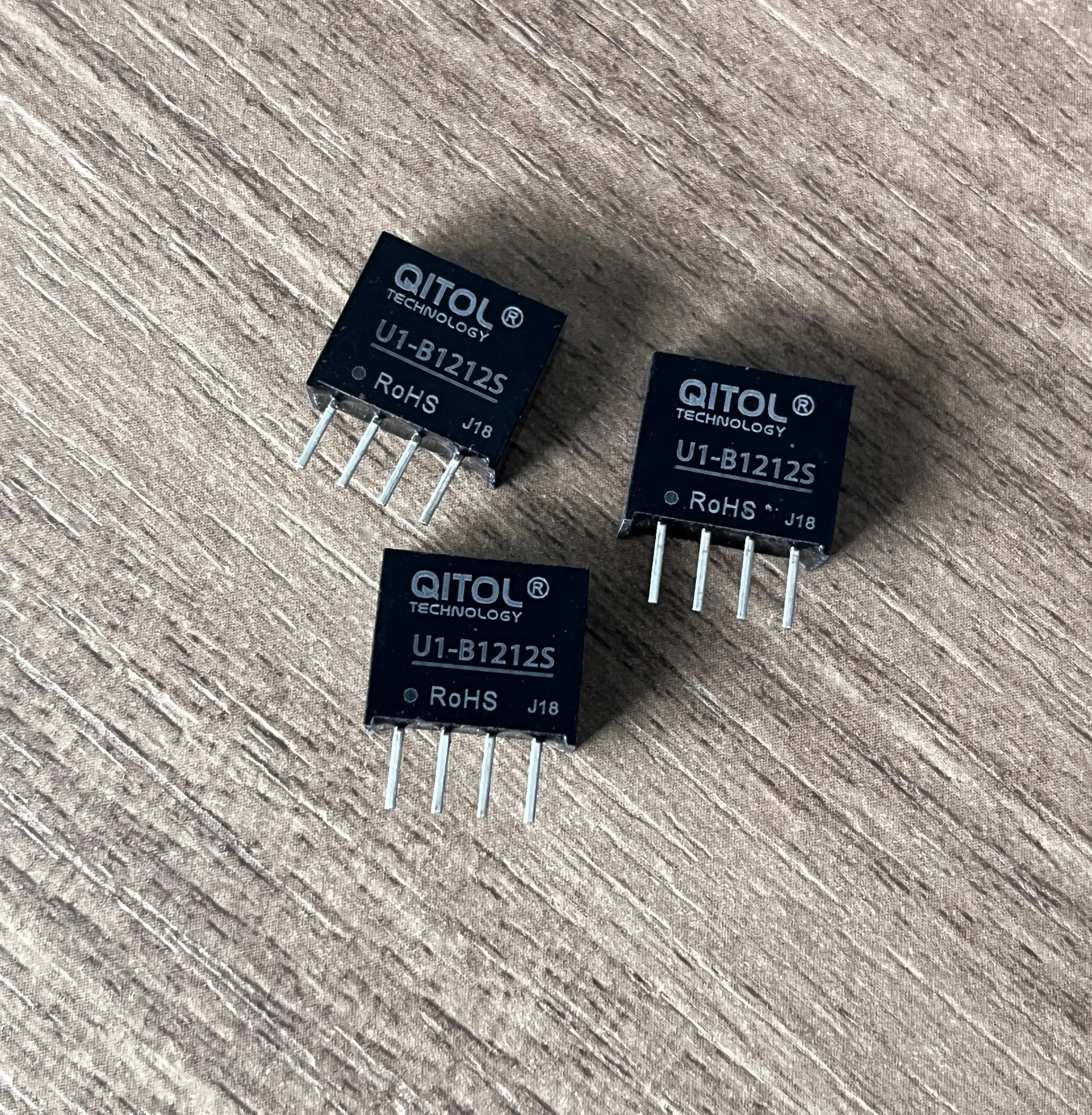 

1W U1-B1212S-1WR3 Miniature DC-DC Power Converter 12VDC Step-Down Switching Disconnector Module for Electronic Components