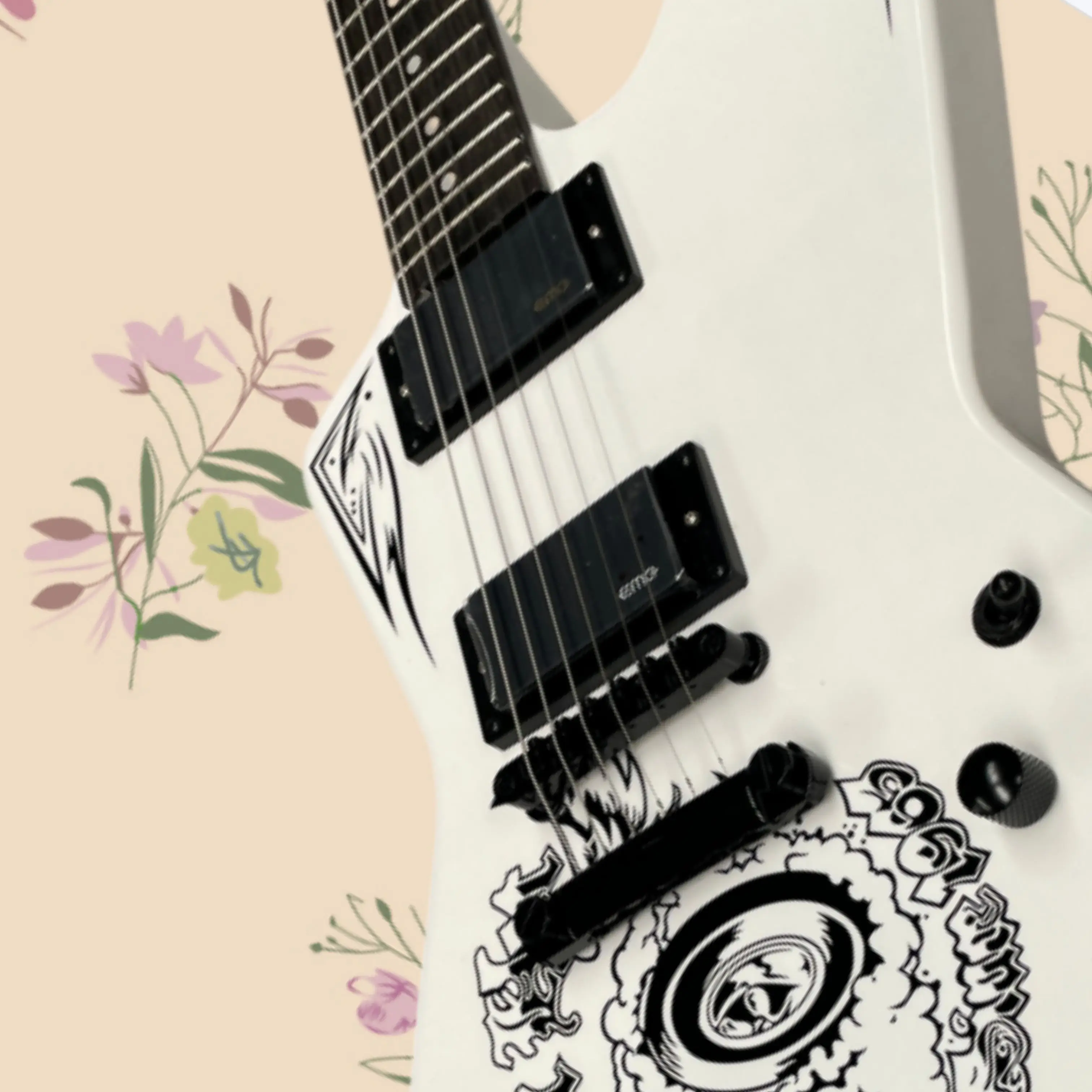Personality Graffiti‑Style ElectricGuitar,Glossy White Body Guitars,Cool Visual Look Rock Playing & Personal Collection Guitarra
